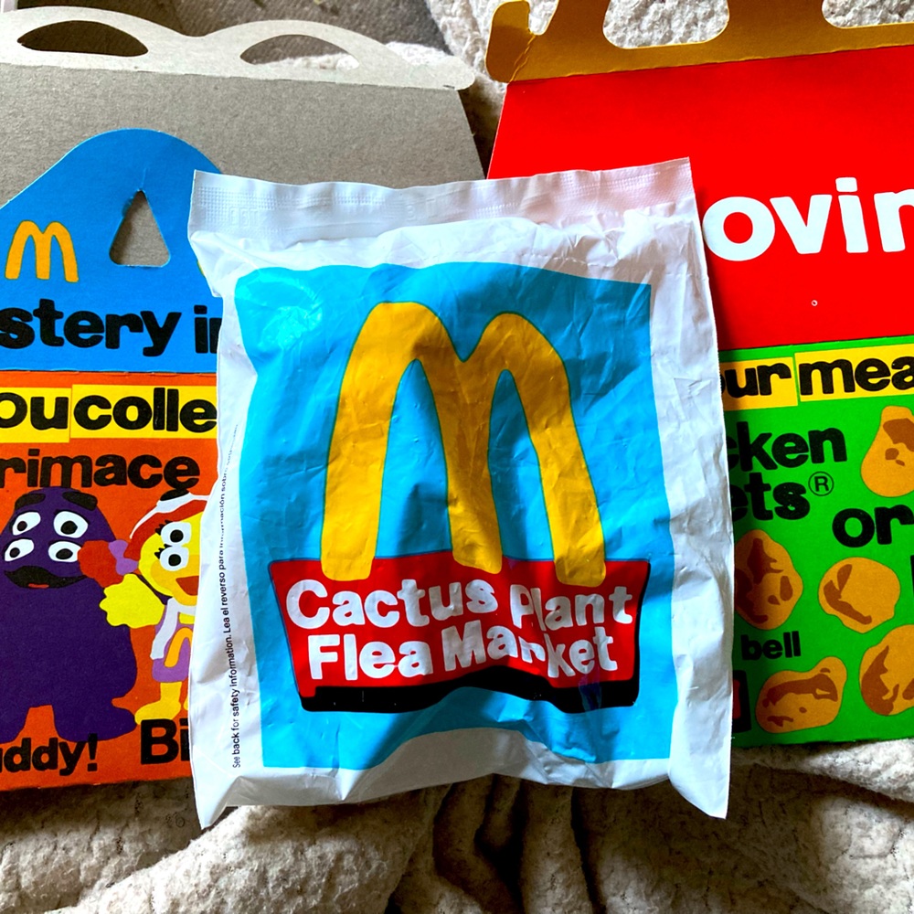 UNOPENED CACTUS BUDDY MCDONALDS
BOX INCLUDED